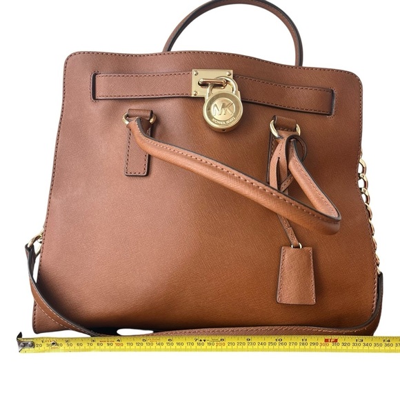 Michael Kors Hamilton large genuine leather purse lock and key charm luggage - Picture 9 of 16